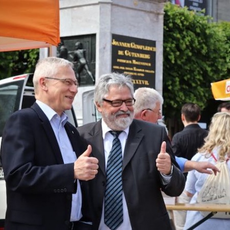 Größeres Bild ansehen
