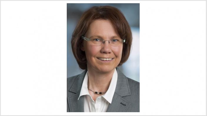 Claudia Siebner
